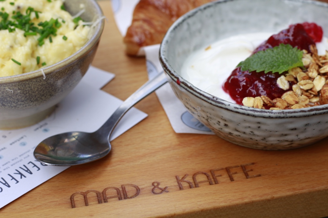 Modernes Frühstückscafé